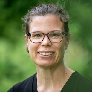 Caroline Jacot-Descombes
